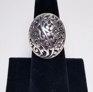 Unique floral sterling silver dome shape ring